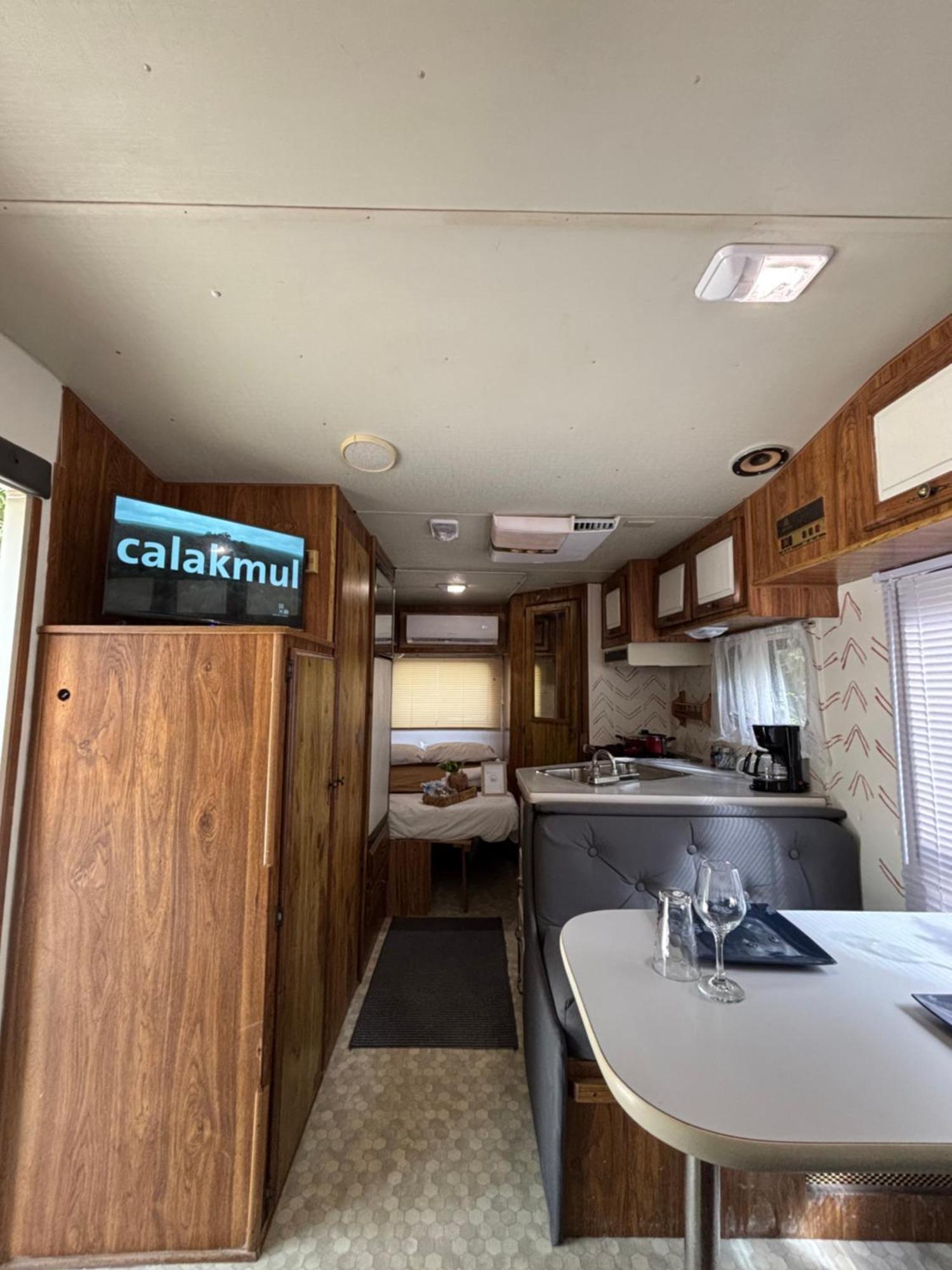 Momotoh Camper Hotel ซปูฆิล ภายนอก รูปภาพ